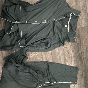 Nine west pajama set in blue, really soft and comfy size S